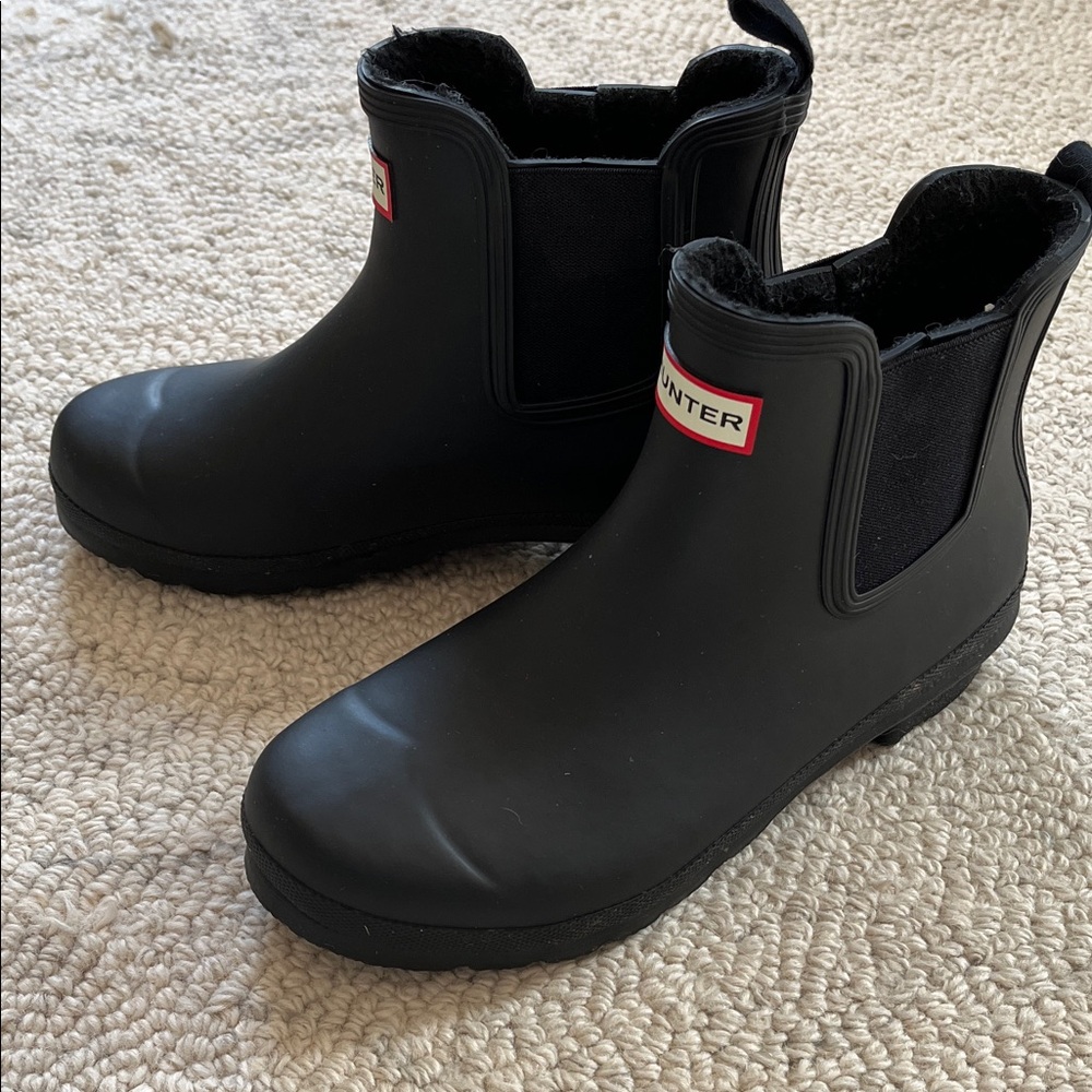 EUC Hunter Original Insulated Chelsea Boots